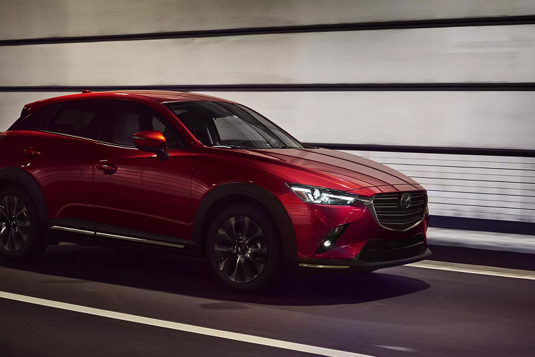 Mazda CX-5 обновился и в строю, а вот Mazda CX-3 &mdash; всё: Mazda завершает выпуск своего самого старого кроссовера